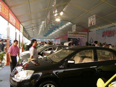 租賃車(chē)展篷房 靈活高效的4S店改建與汽車(chē)巡回展解決方案